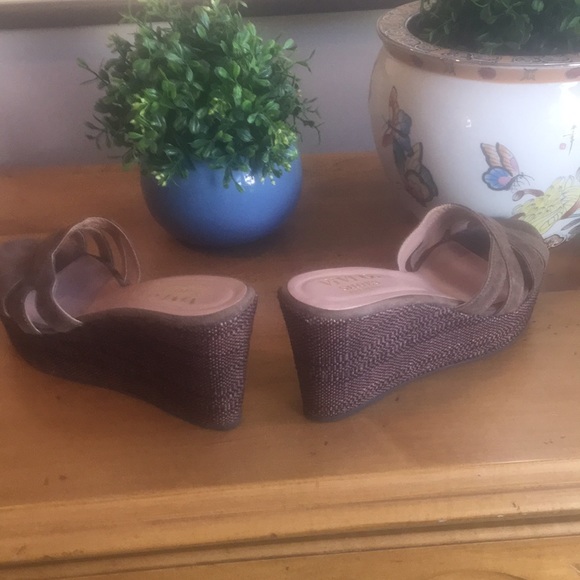 Brown suede and dark straw espadrilles, size 38 - Picture 4 of 4